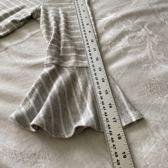 J. Crew Mercantile Women's Stripe 3/4 Sleeve Bell Cuff 100%‎ Cotton Shirt Medium - Picture 9 of 11